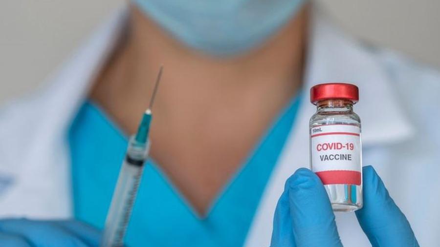 EU espera comenzar programa de vacunación contra COVID-19 en diciembre