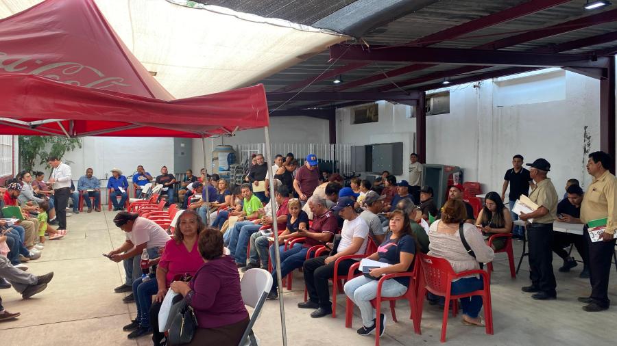 Abarrotan la Fiscal, concluyen beneficios 