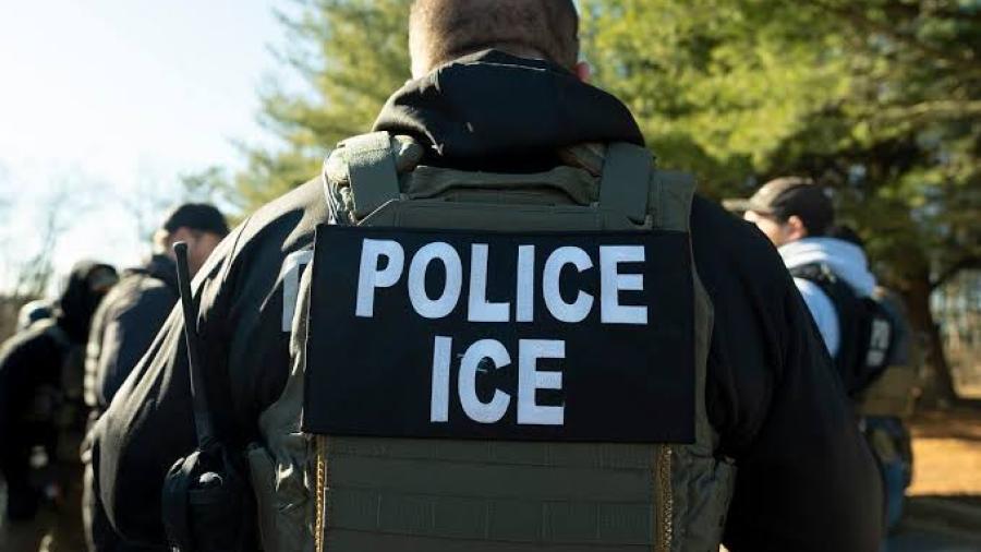 Trump cesa al director de ICE por lentitud en deportaciones