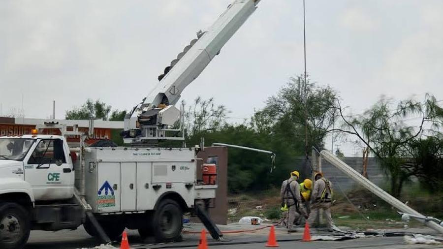 Tras afectaciones por tormenta, asegura CFE restableciendo del 100% del servicio en Nvo. Laredo