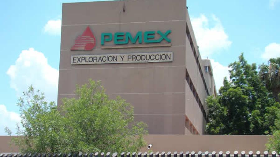 Petróleos Mexicanos felicita a sus trabajadores 