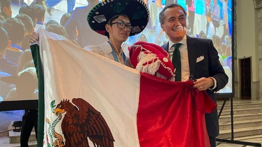 México gana 6 medallas en Olimpiada Internacional de Matemáticas 
