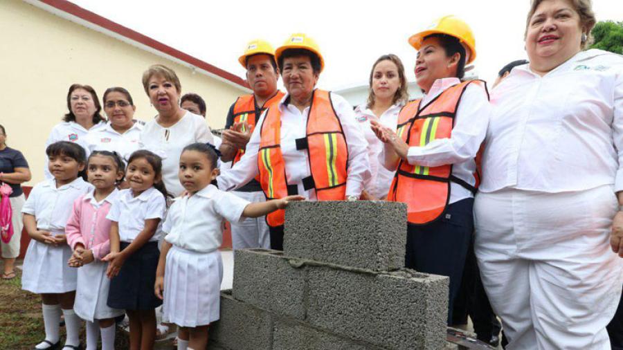 Continúa Ayuntamiento con obras de mejoramiento de la ciudad