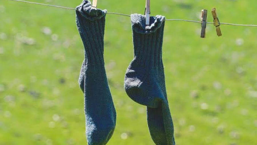 Policías persiguen a ladrón de calcetines en EdoMex