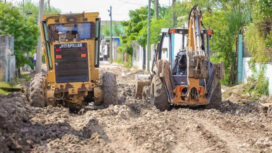 Pavimenta Gobierno de Carlos Peña Ortiz calle Ocho Oeste con más de 4 MDP