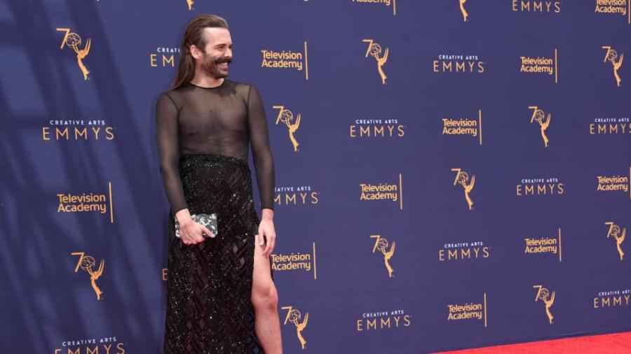 El fabuloso look de Jonathan Van Ness para los Emmys