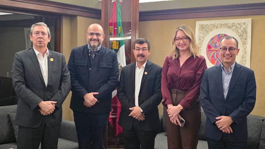 Gestiona rector acuerdos para fortalecer crecimiento de la UAT
