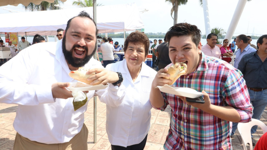 Todo un éxito primer día del "Festival de las Tortas" en Tampico