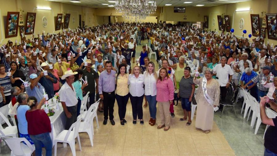 Celebran Gobierno de Altamira y Sistema DIF el Día del Adulto Mayor
