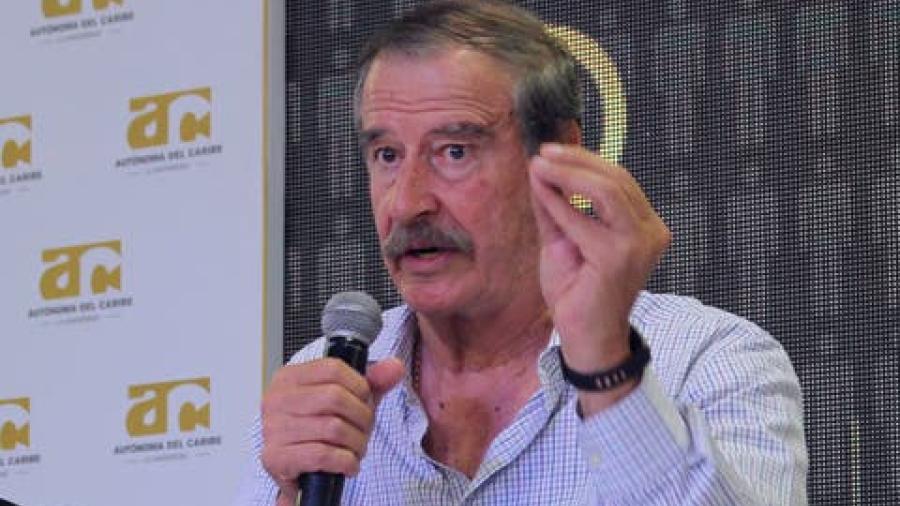 Vicente Fox celebra alianzas del PAN con PRI y PRD