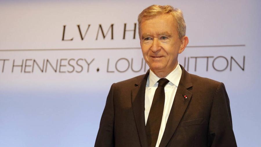 Bernard Arnault es nombrado el hombre más rico del mundo, según Forbes