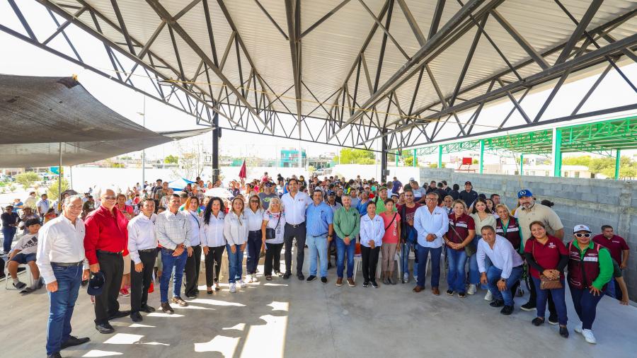 Entregó el Alcalde Carlos Peña Ortiz, beneficios en Jarachina Sur