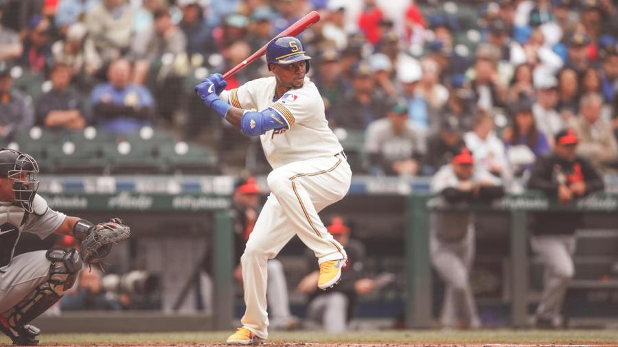 Seattle vence 13-3 a Orioles en MLB