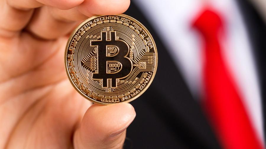 Bitcoin rompe nuevamente su récord histórico y se coloca en 38 mil 590 dólares