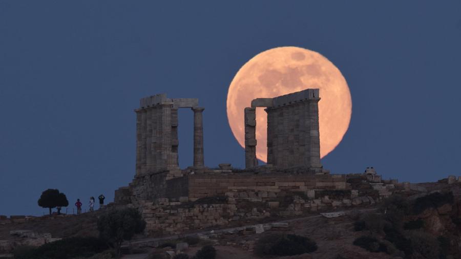 La impresionante luna llena que iluminó al mundo