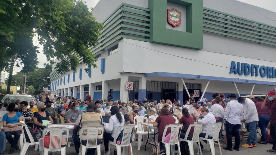 Inicia entrega de ordenes de pago a los adultos mayores y personas con discapacidad 