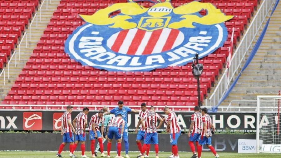 Confirman tres casos de Covid-19 en jugadores del Chivas