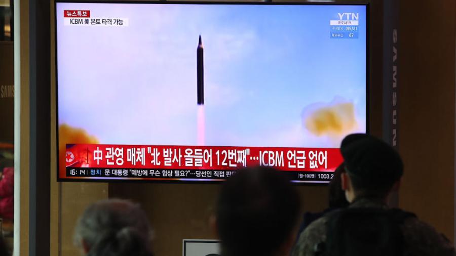 Corea del Norte manda misil a Japón y Corea del Sur responde mandando otros 