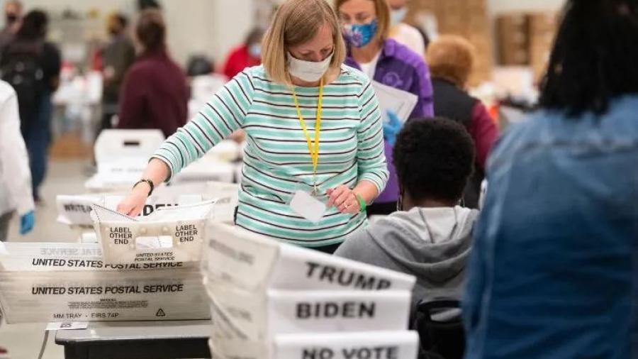 Califica Trump como "falso" el conteo manual de Georgia 