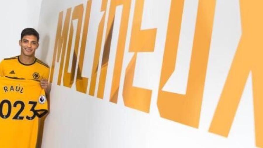  Raúl Jiménez nuevo jugador del Wolverhampton