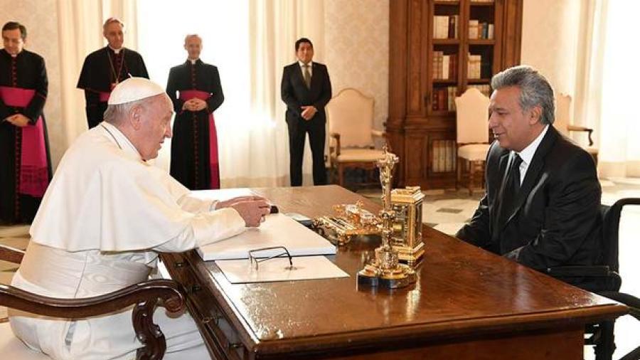 Se reúne el Papa Francisco  con el presidente de Ecuador