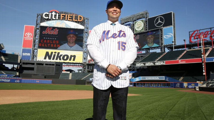 Carlos Beltrán deja de ser mánager de los Mets