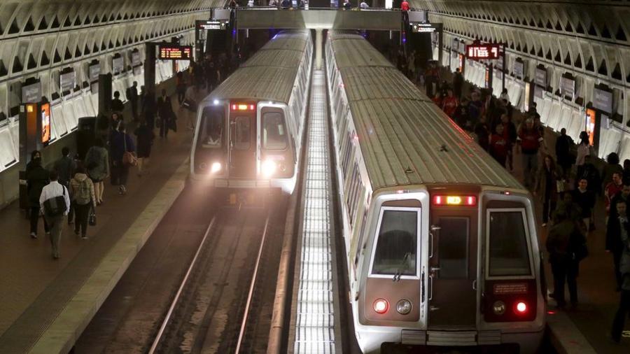 Saldo blanco tras descarrilamiento del Metro en Washington