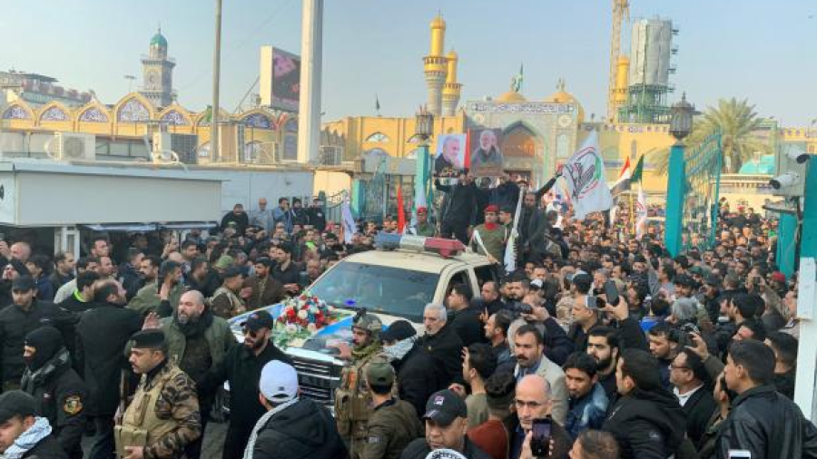 Miles de iraquíes despiden a líder iraní 