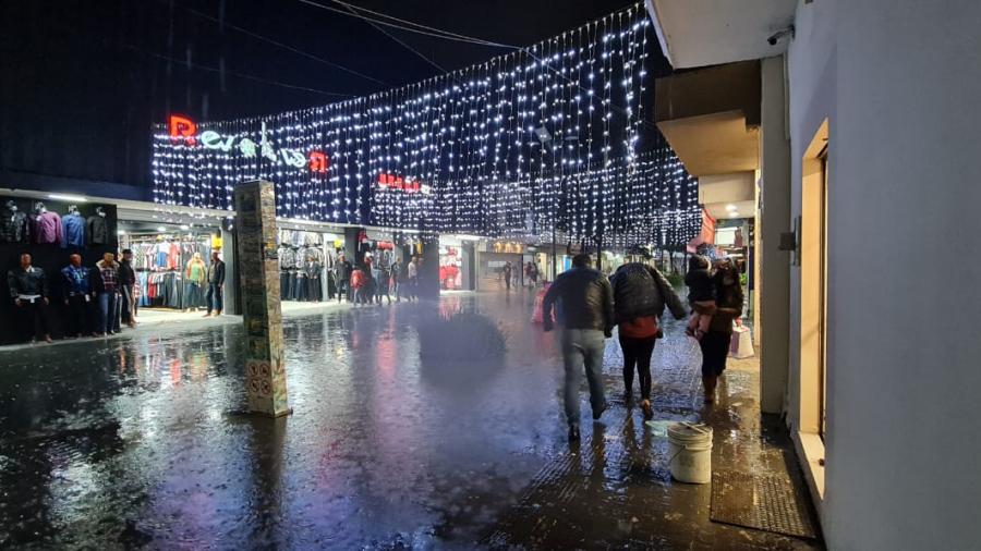 Persisten lluvia y bajas temperaturas en Reynosa