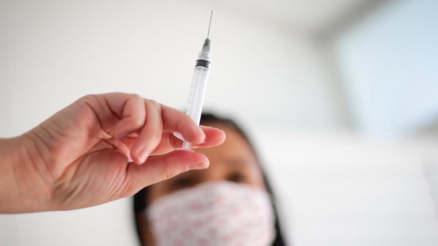 Aprueba FDA tercera dosis de las vacunas contra el COVID-19 de Pfizer y Moderna