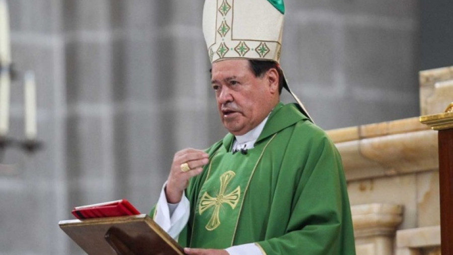 Lamenta Norberto Rivera asesinato de sacerdote
