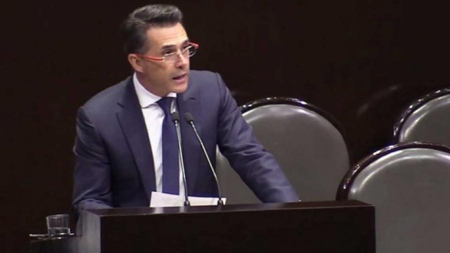 Sergio Mayer presenta &ldquo;Ley Taibo&rdquo;