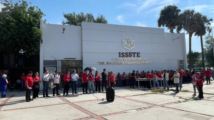 Claman maestros en Reynosa por pensiones justas y mejor atención médica