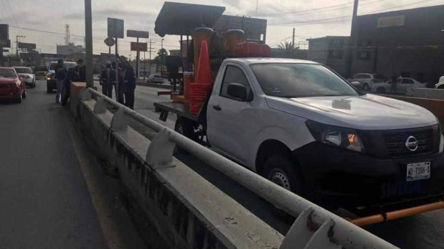 Prohíben tráfico pesado sobre puentes vehiculares