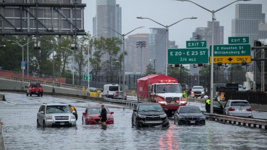 Nueva York declara el estado de emergencia por inundaciones