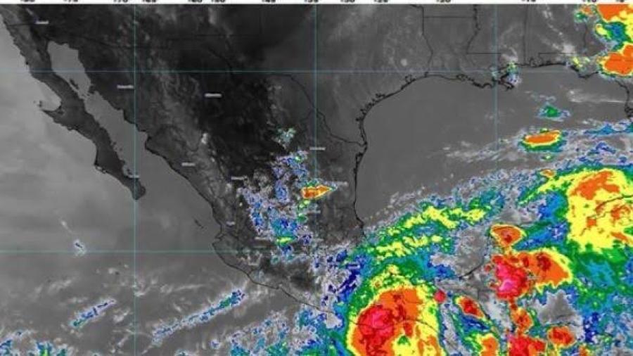 Huracán "Agatha" pierde fuerza y se debilita a categoría 1