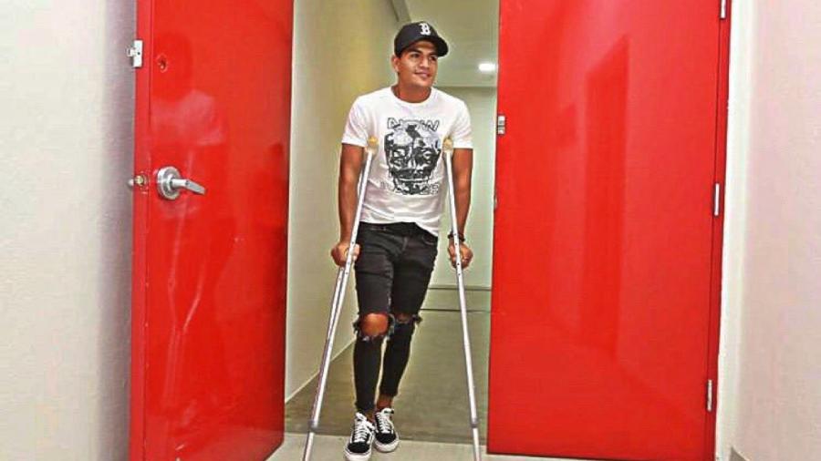 Jesús Sánchez es operado y será baja de Chivas