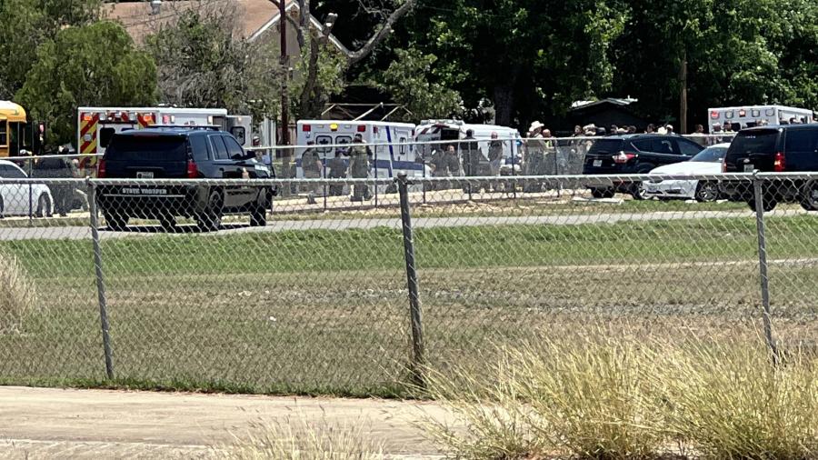 14 estudiantes y un maestro muertos tras tiroteo en Escuela primaria de Texas