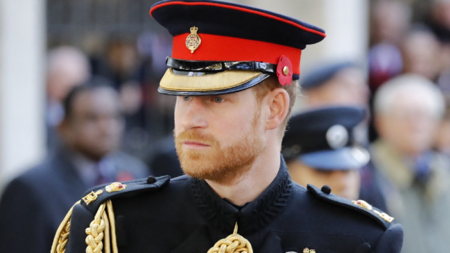 Harry no podrá usar uniforme militar en los honores a Isabel II