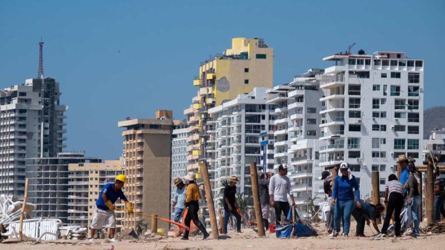 Acuerda AMLO con hoteleros de Acapulco que se tengan más de 3 mil habitaciones para marzo