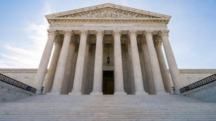 Corte Suprema de Texas ordena a líder demócrata responder demanda antes del viernes