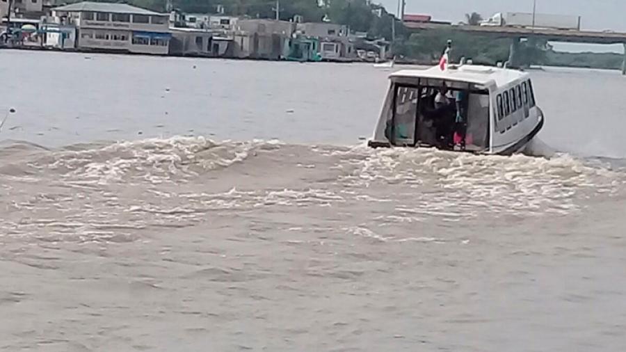 Cierran puerto de Tampico por fuertes vientos