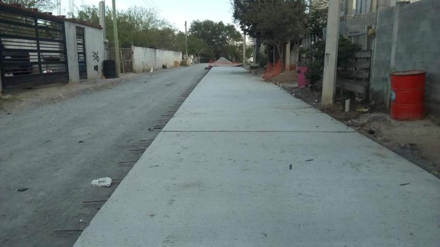 Beneficia pavimentación a familias de la calle Sandra