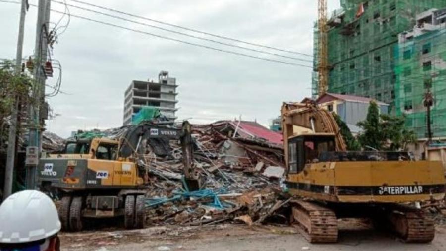 Al menos 3 muertos tras el colapso de un edificio en construcción en Camboya