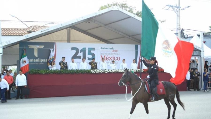 Encabeza Américo desfile cívico-militar: Tamaulipas celebra las Fiestas Patrias en paz