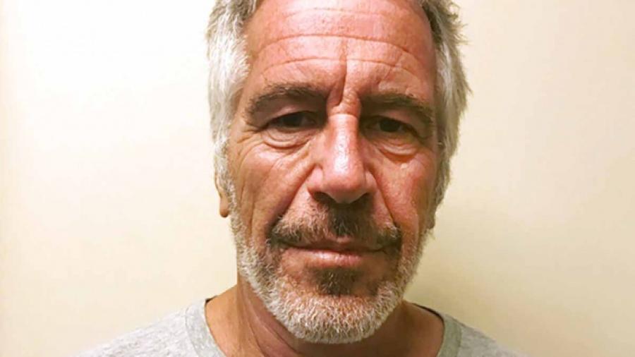Autopsia de Jeffrey Epstein sugiere muerte por estrangulamiento