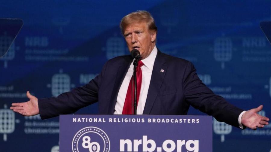 Trump pide a un juez de NY que aplace su sentencia tras el fallo de inmunidad