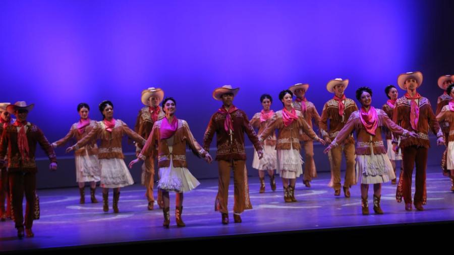 Inaugura Américo el XXII Festival Internacional en la Costa del Seno Mexicano
