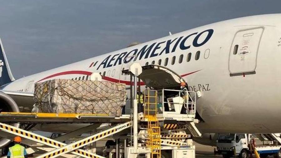 Parte quinto vuelo de Shánghái con insumos médicos para México