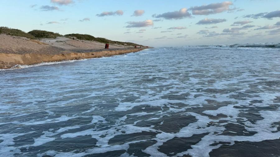 Cierre temporal de accesos a playas del Condado de Cameron 